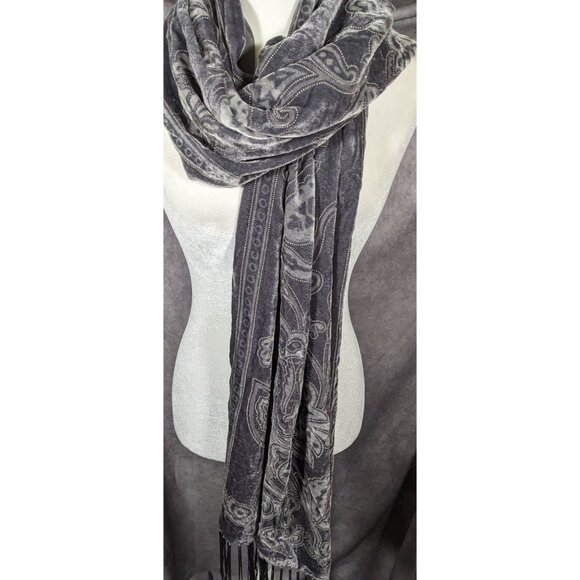 Style & Co Grey Gothic Floral Velvet Burnout Scarf With Fringe - Picture 9 of 11